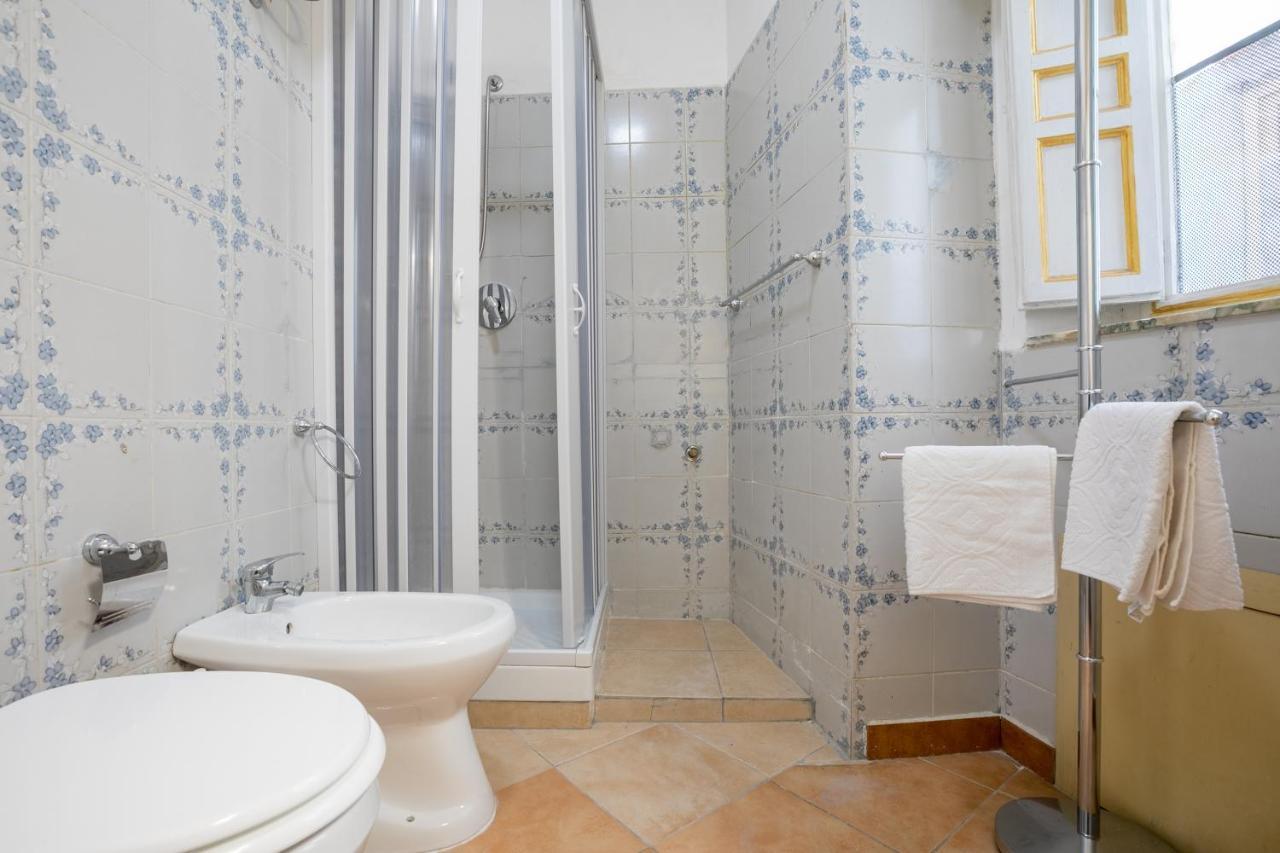Piazza Pretoria & Quattro Canti Roomy Flats With Balconies Palermo Bagian luar foto