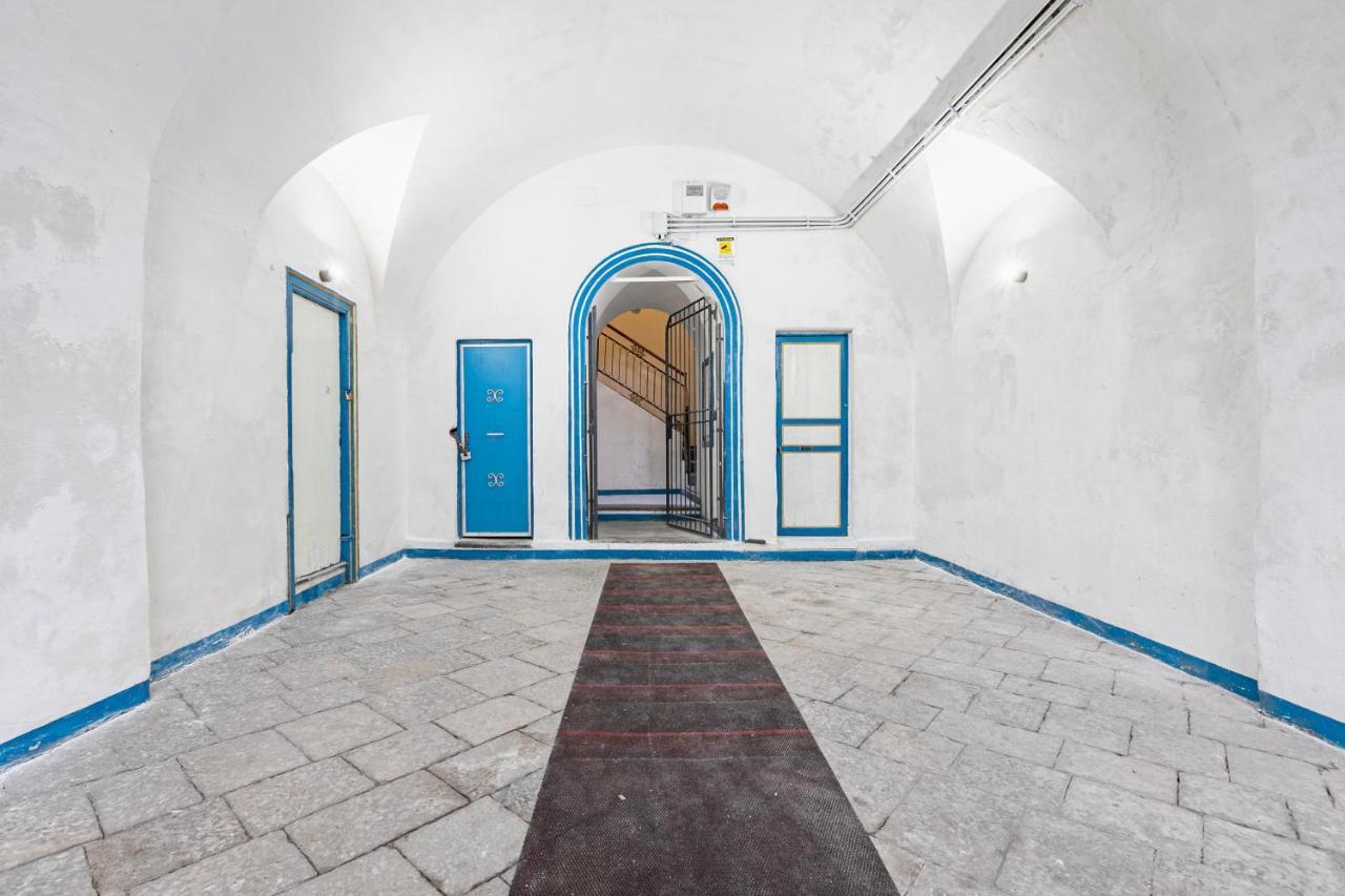 Piazza Pretoria & Quattro Canti Roomy Flats With Balconies Palermo Bagian luar foto