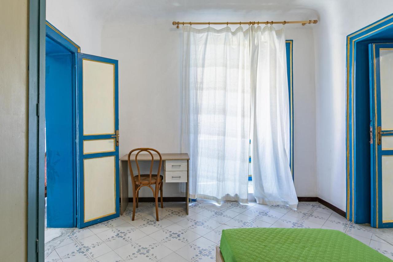 Piazza Pretoria & Quattro Canti Roomy Flats With Balconies Palermo Bagian luar foto