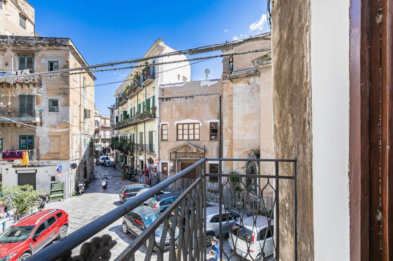 Piazza Pretoria & Quattro Canti Roomy Flats With Balconies Palermo Bagian luar foto