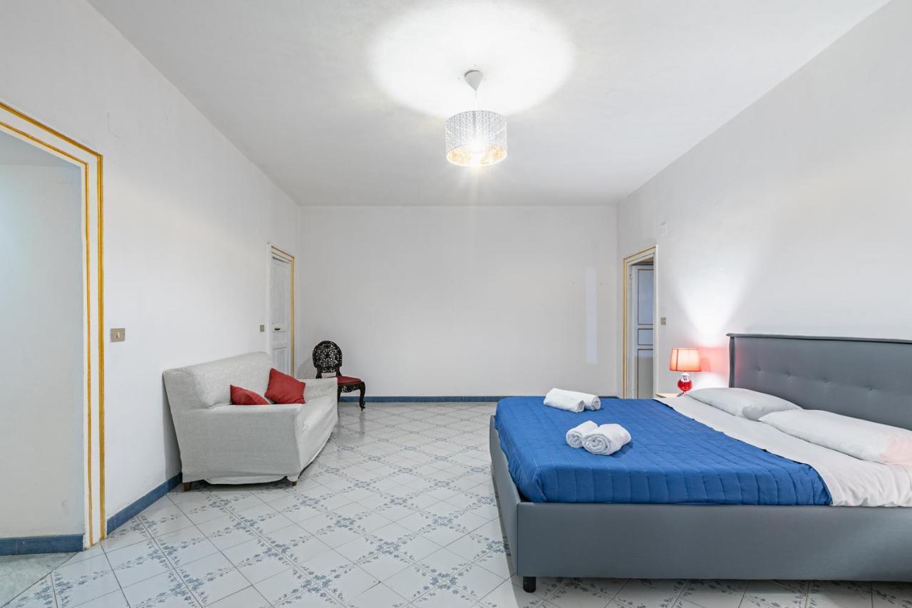 Piazza Pretoria & Quattro Canti Roomy Flats With Balconies Palermo Bagian luar foto